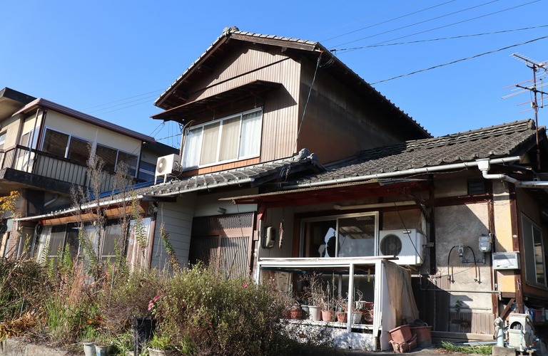 首都圏を中心に築古や訳あり物件にも対応しています | 新宿の不動産売却なら総合対応の株式会社リアル・ミンクス